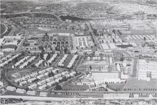 멀리서 바라보는 히얄리아부대 모습