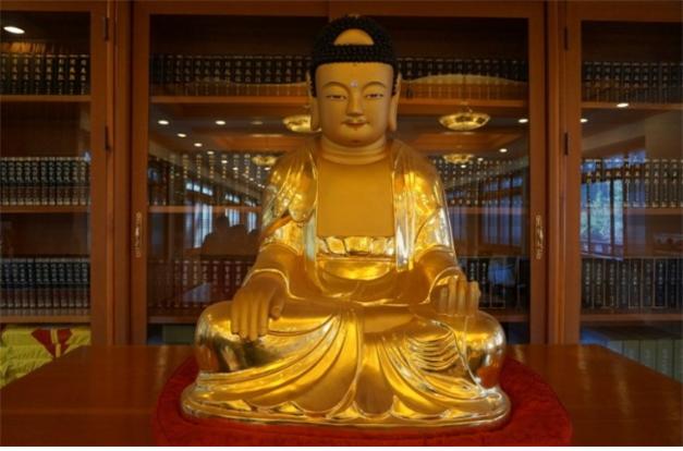 삼광사 석조여래좌상