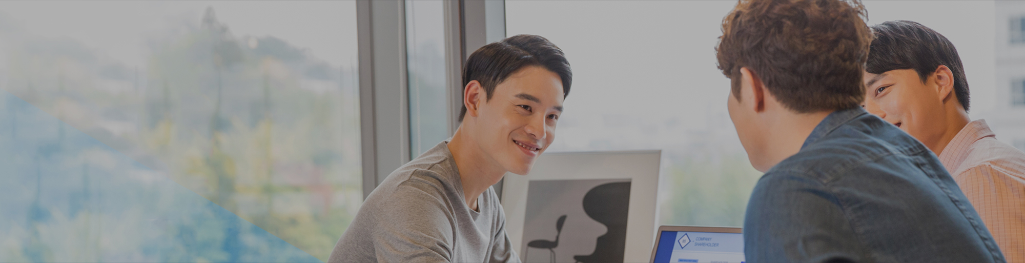 일자리 희망이 있는 부산진구에서 일자리창출 교육지원센터가<br/>
희망의 연결고리가 되어 드리겠습니다.